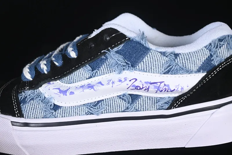 All categories Vans Vans series Vans Low Vans low-top Vans Knu Skool Vr3 Vans low-top casual skateboard shoes VN0009QCBT1